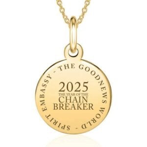 Gold Chain Breaker Pendant Necklace